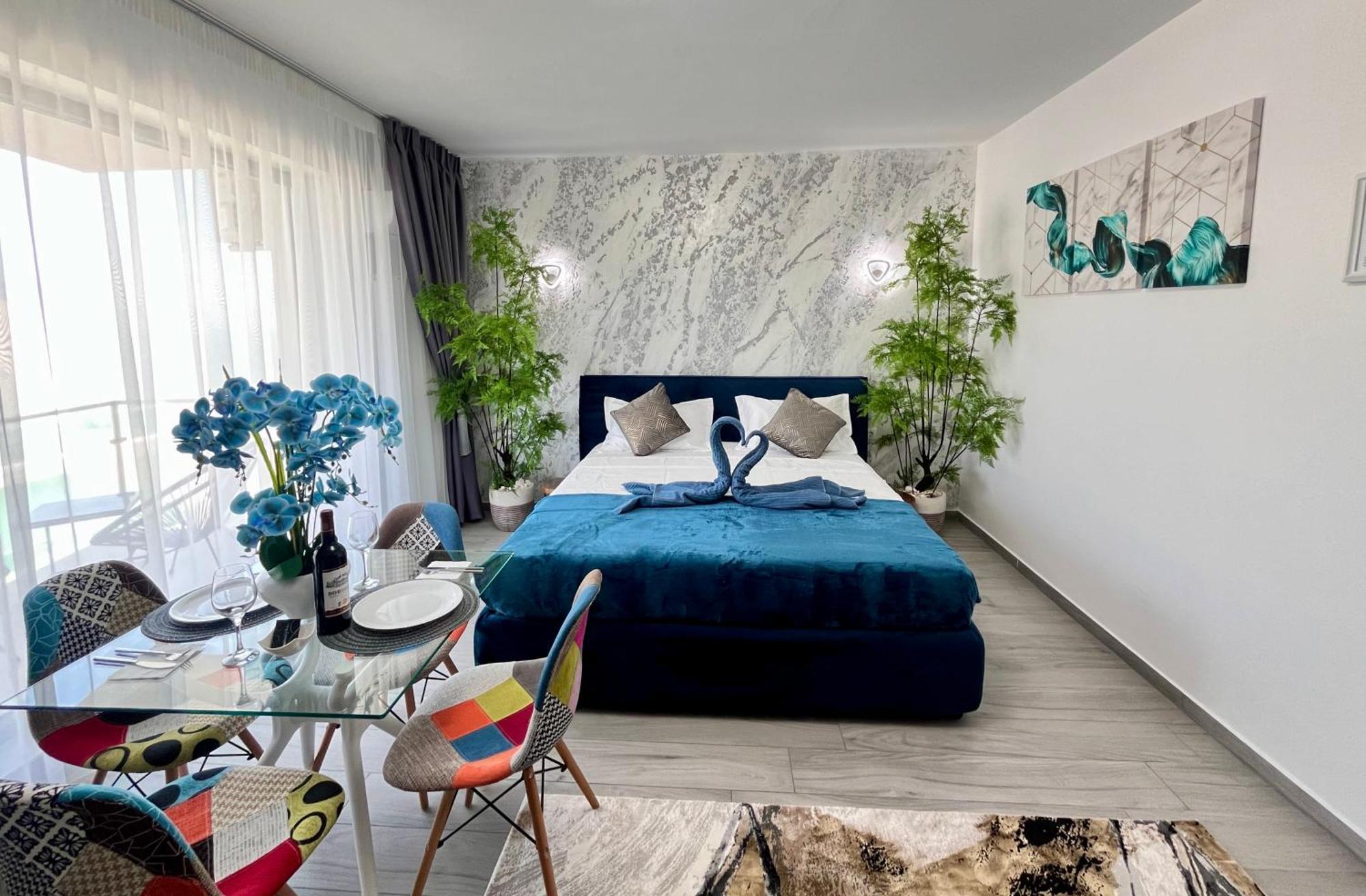 Cosmopolitan - Studio Pe Plaja Cu Vedere La Mare & Loc Parcare Gratis 那沃达利 外观 照片